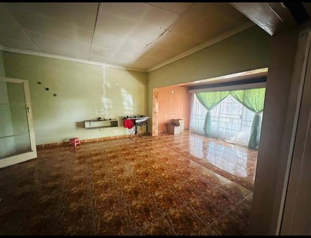 5 BEDROOM HOUSE FOR SALE IN DELVILLE